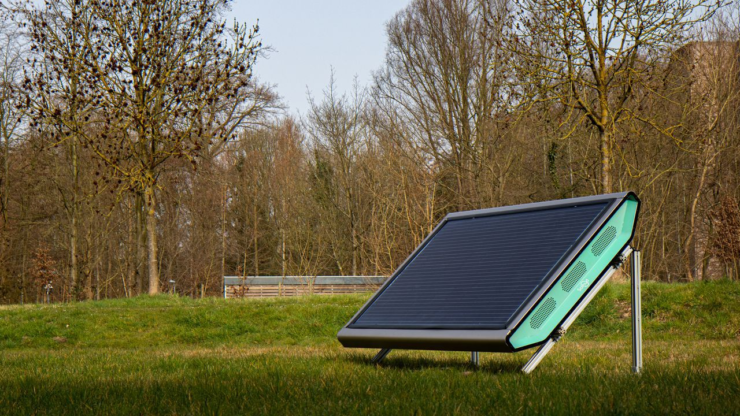 hydrogen producing solar panels