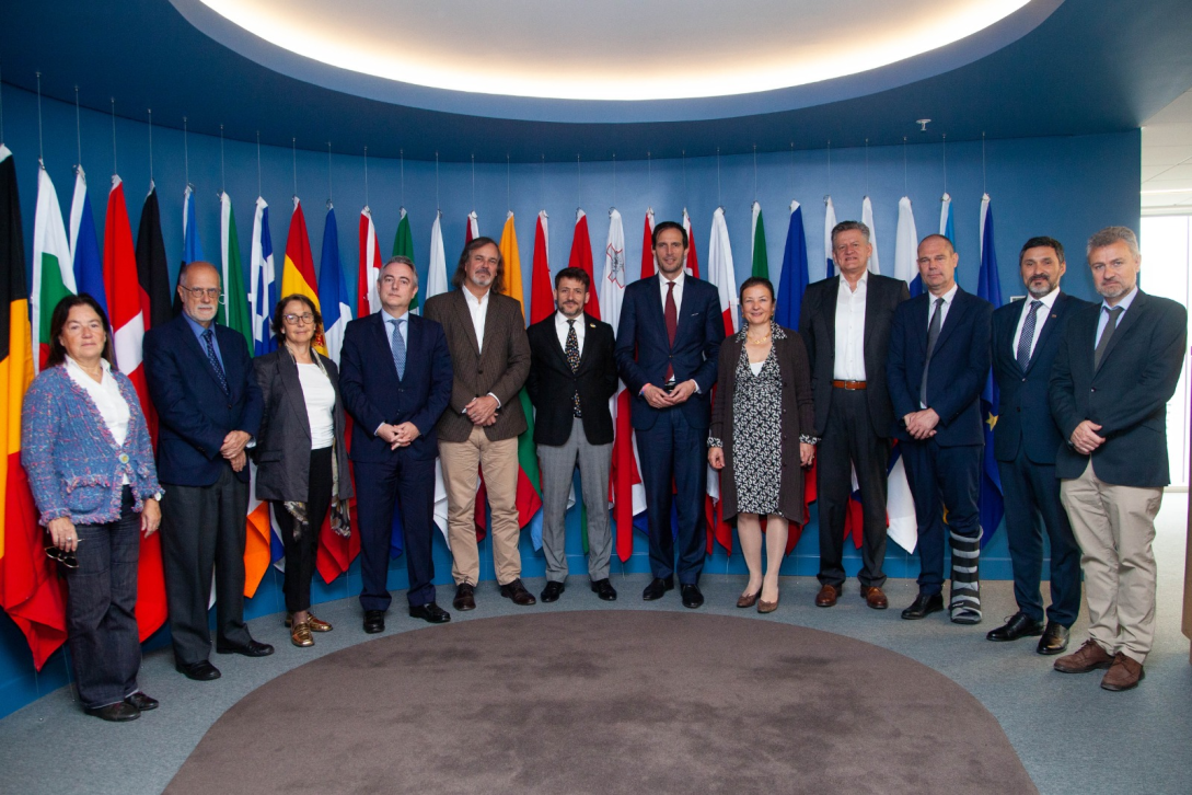 La primera reunión del Comité Directivo del proyecto Renewable Hydrogen Development Team Europe en Chile con la presencia del Comisario de Acción Climática de la UE