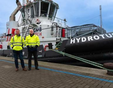 hydrogen-powered tugboat hydrotug