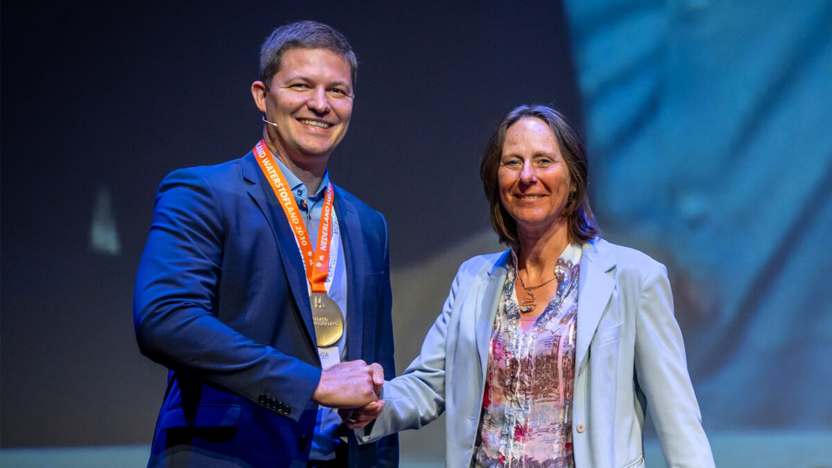 Pioneering Innovation: Dr. Daniel Teichmann Awarded Missie H2 Hydrogen Medal